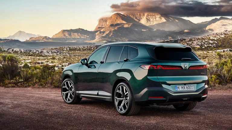 BMW Unveils Fifth-Generation X5 With Five Powertrains and the Brand's First Electric SUV at This Scale — image 4 of 14