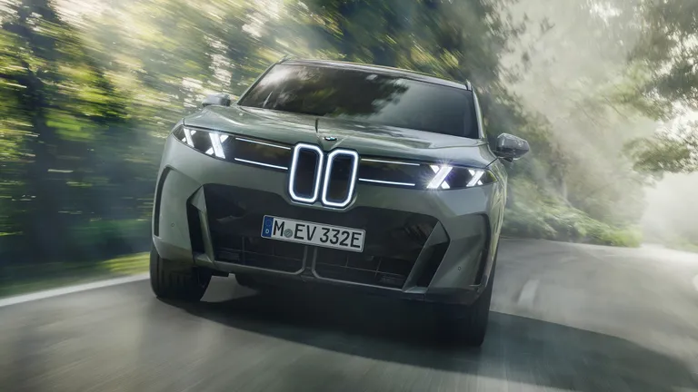 BMW Unveils Fifth-Generation X5 With Five Powertrains and the Brand's First Electric SUV at This Scale — image 7 of 14