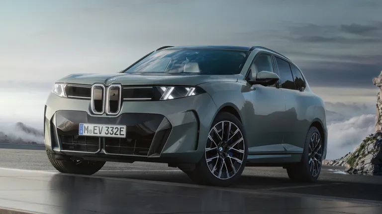 BMW Unveils Fifth-Generation X5 With Five Powertrains and the Brand's First Electric SUV at This Scale — image 6 of 14