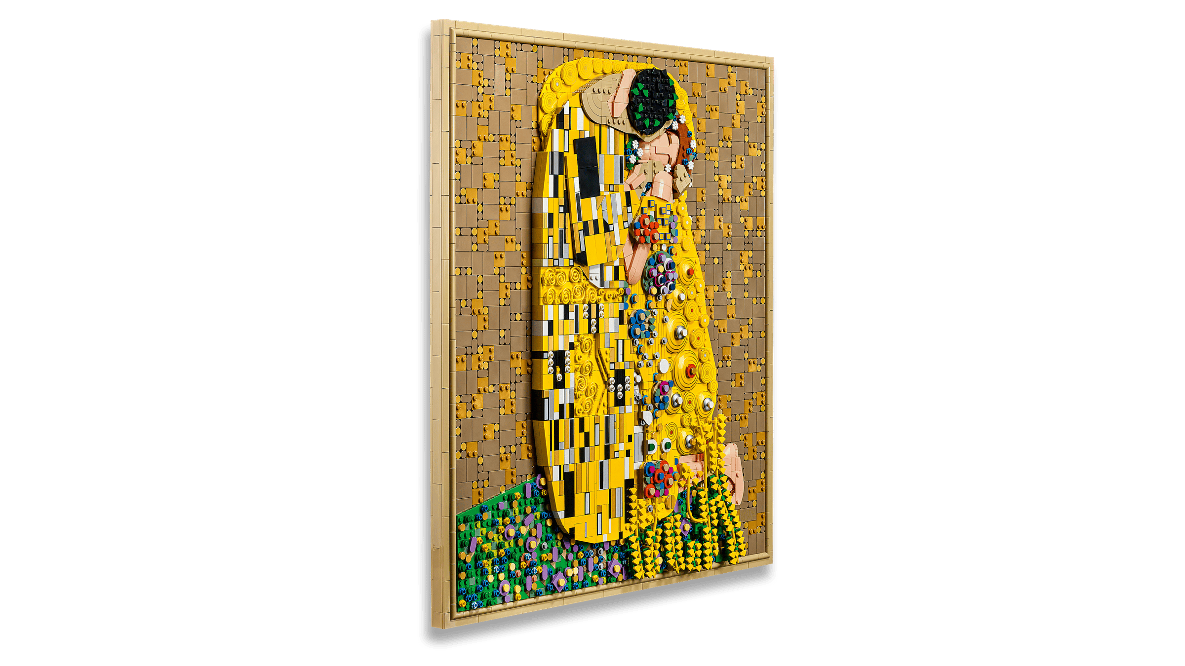 LEGO's $299 'The Kiss' Is the Biggest Art Set Yet, and Fans Don't Quite Know What to Make of It — image 12 of 15
