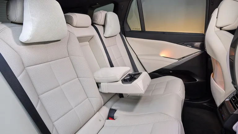 BMW Unveils Fifth-Generation X5 With Five Powertrains and the Brand's First Electric SUV at This Scale — image 1 of 14