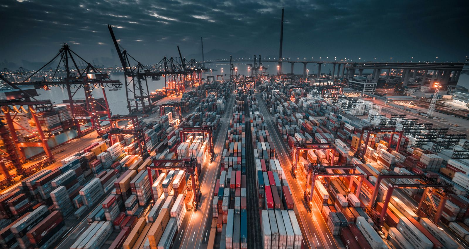 Christmas in May: How Tariff Signaling Is Changing Retailer Behavior