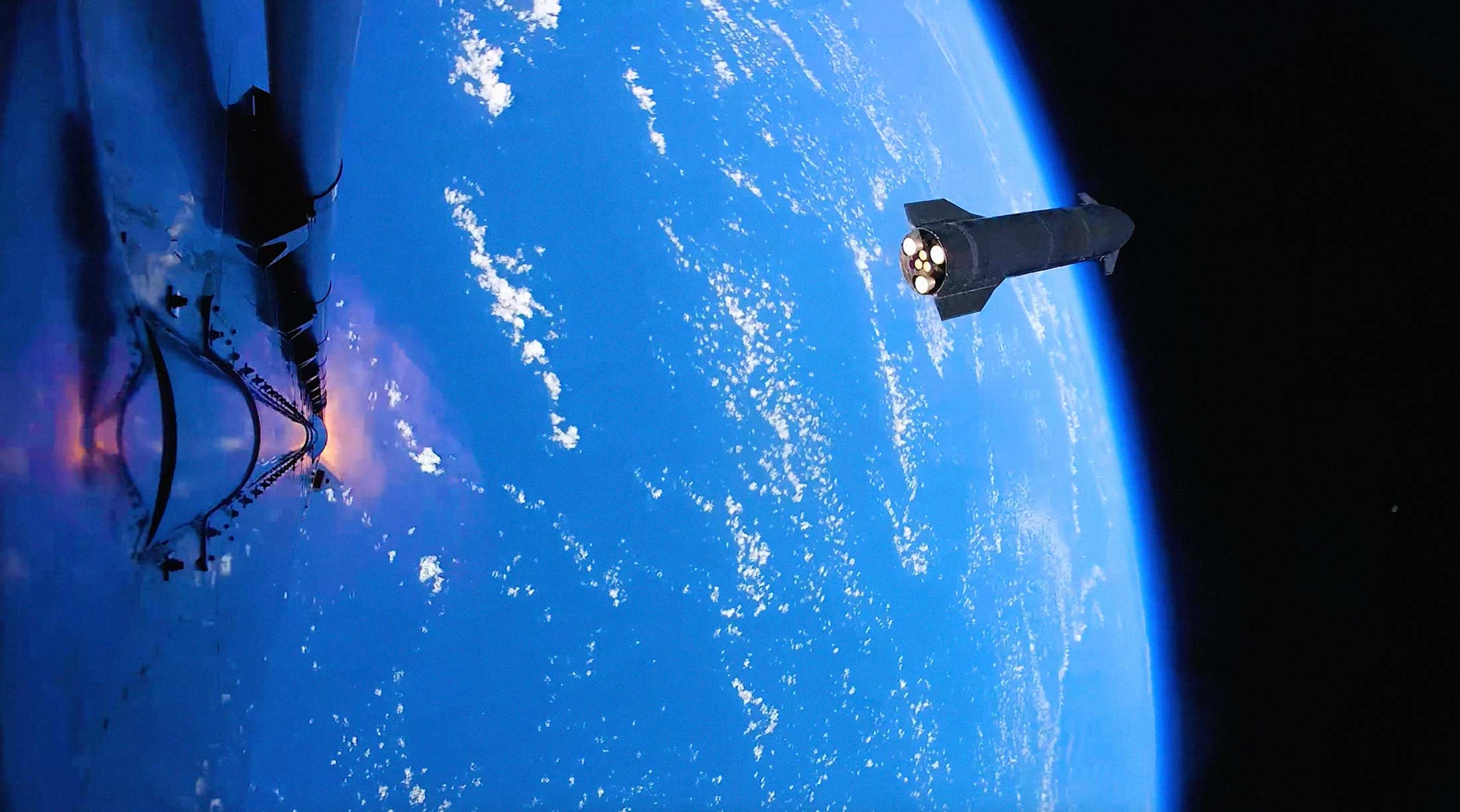 SpaceX Starship Flight 13 Lands Intact in the Indian Ocean. For the First Time Ever, It Didn't Explode.